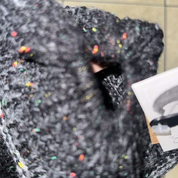 Flecked Ombre CC Messy Bun Beanie Tail - Picture 5 of 9